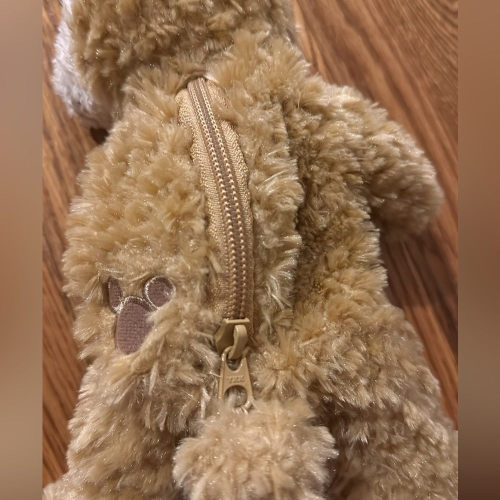 Duffy the Disney Bear wristlet, never used, perfect condition - Picture 5 of 8